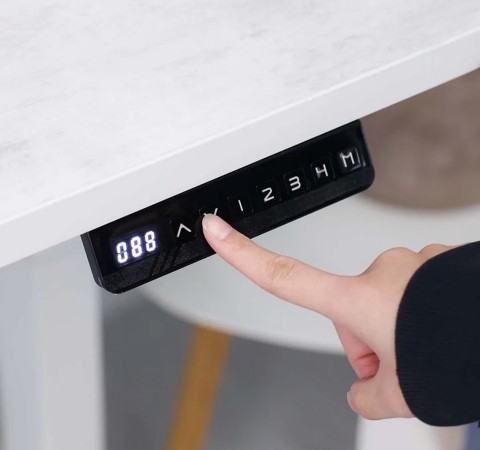 Столи з регулюванням висоти